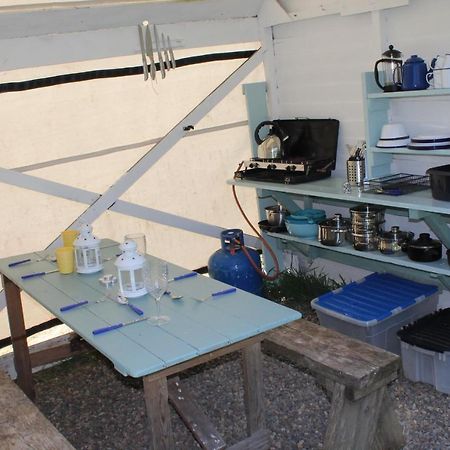 Mill Haven Place Glamping Yurt 3 Haverfordwest Esterno foto